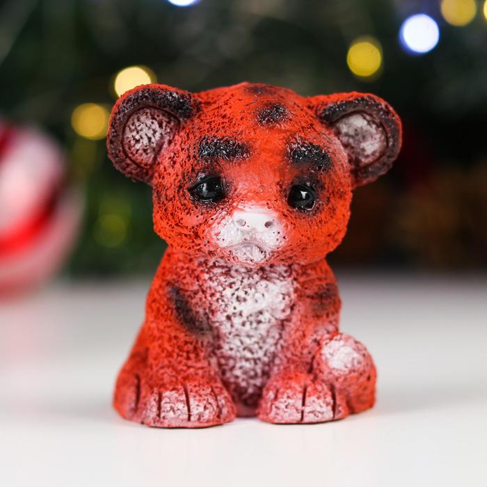 Сувенир "Тигр Петей", полистоун, 5.5х6.5х7 см
Сувенир "Тигр Петей", полистоун, 5.5х6.5х7 см