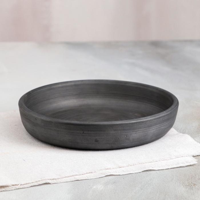 Тарелка "Кеци", чернодымленная глина, 19 см
Тарелка "Кеци", чернодымленная глина, 19 см