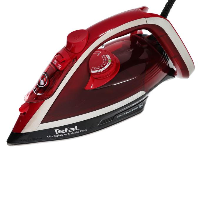 Утюг Tefal FV6833E0, 2800 Вт, металлокерамическая подошва, 50 г/мин, 260 мл, красный
Утюг Tefal FV6833E0, 2800 Вт, металлокерамическая подошва, 50 г/мин, 260 мл, красный
