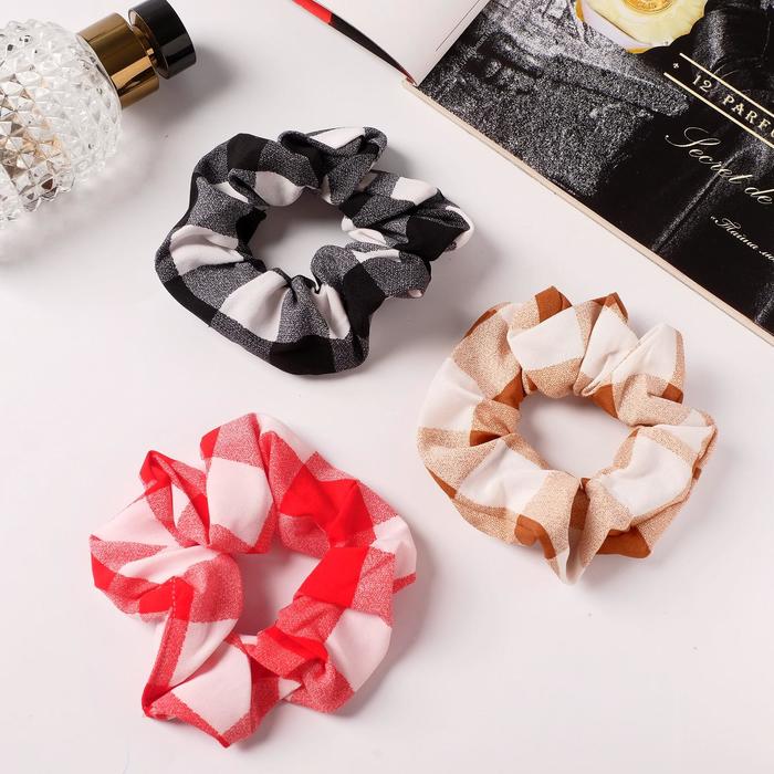 Резинка для волос "Орбита" крупная клетка, 10 см, микс
Резинка для волос "Орбита" крупная клетка, 10 см, микс