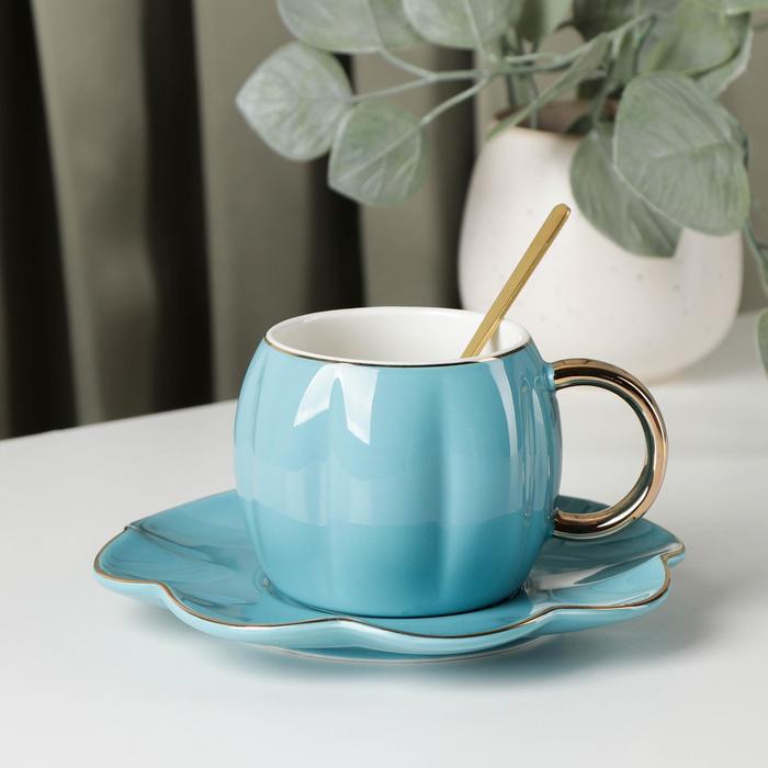 Чайная пара с ложкой «Цветок», 240 мл, чашка 11×8×7 см, блюдце d=16 см, цвет синий
Чайная пара с ложкой «Цветок», 240 мл, чашка 11×8×7 см, блюдце d=16 см, цвет синий