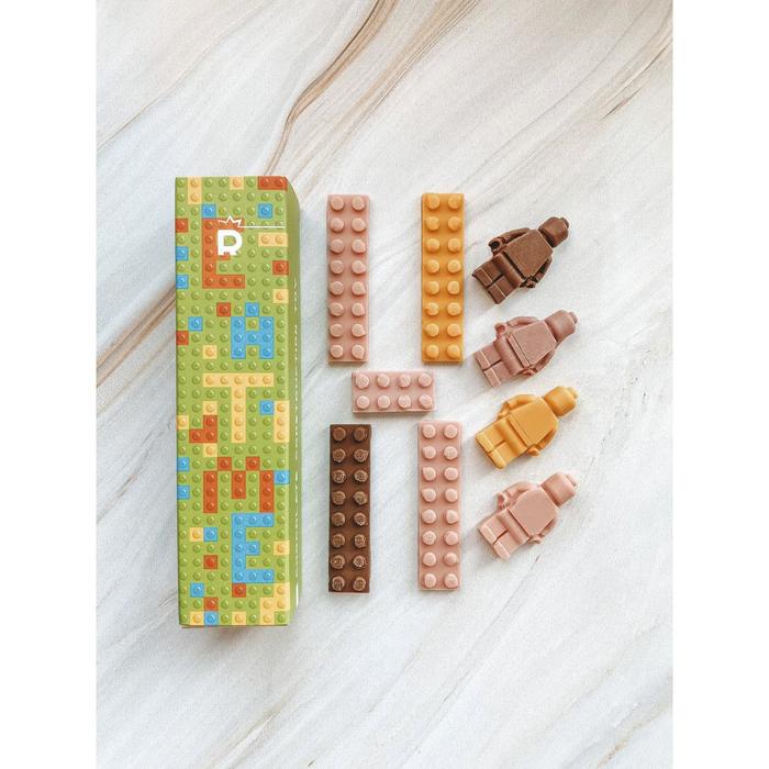 Шоколад фигурный "Можно не ломать" мини, 35 г
Шоколад фигурный "Можно не ломать" мини, 35 г