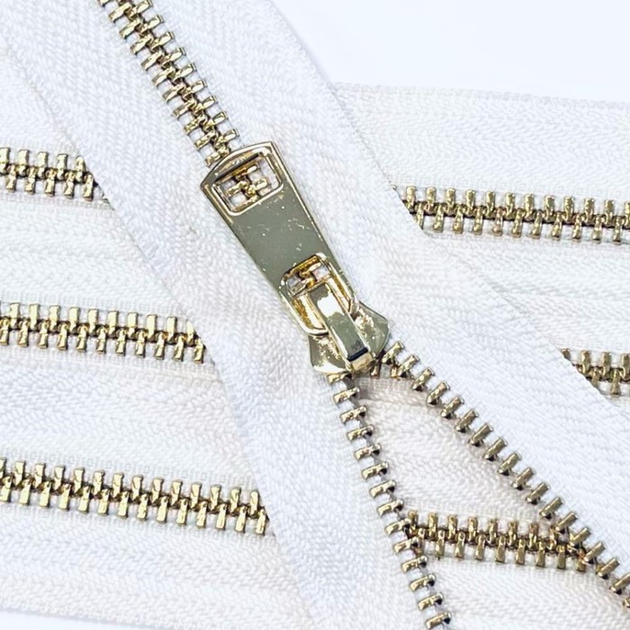 Молния металлическая, с двумя замками №5ТТ, размер 75 см, цвет белый
Молния металлическая, с двумя замками №5ТТ, размер 75 см, цвет белый