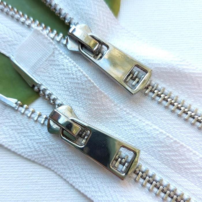 Молния металлическая, с двумя замками №5ТТ, размер 95 см, цвет белый
Молния металлическая, с двумя замками №5ТТ, размер 95 см, цвет белый