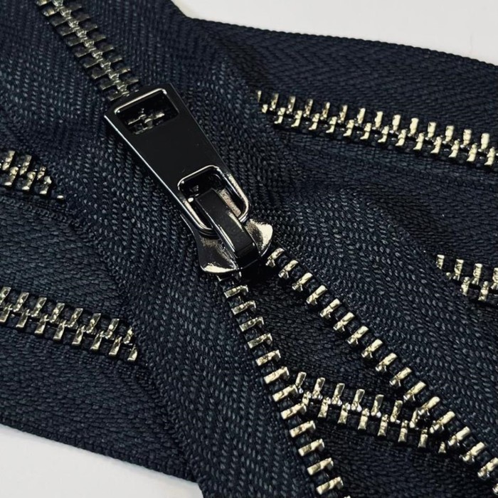 Молния металлическая, с двумя замками №5ТТ, размер 95 см, цвет тёмно-синий
Молния металлическая, с двумя замками №5ТТ, размер 95 см, цвет тёмно-синий