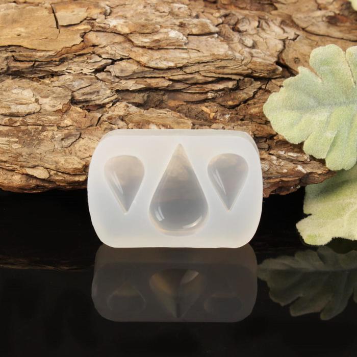 Силиконовый молд «3 капельки»
Силиконовый молд «3 капельки»