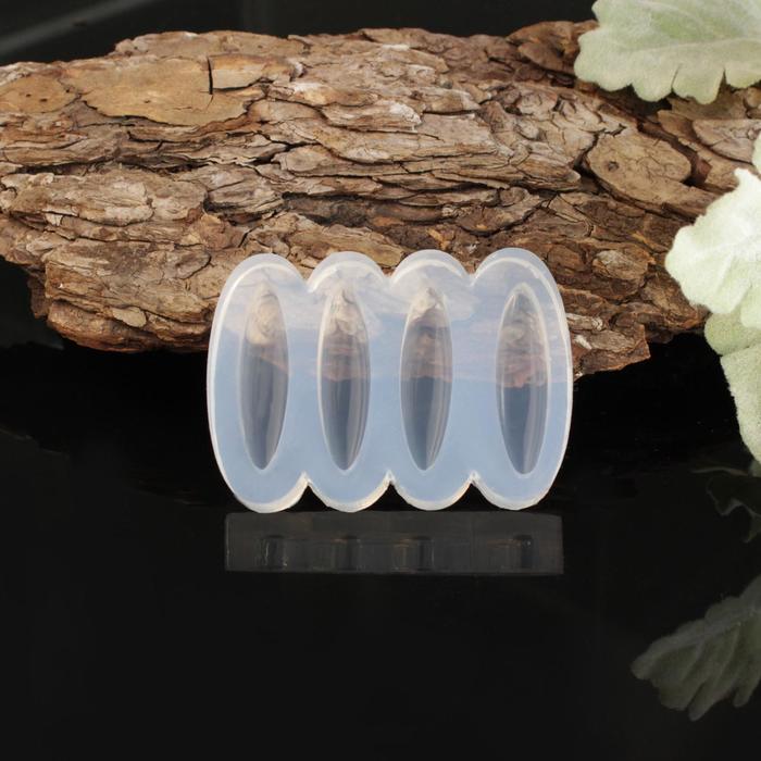 Силиконовый молд «4 вытянутых овала», 34×9 мм
Силиконовый молд «4 вытянутых овала», 34×9 мм