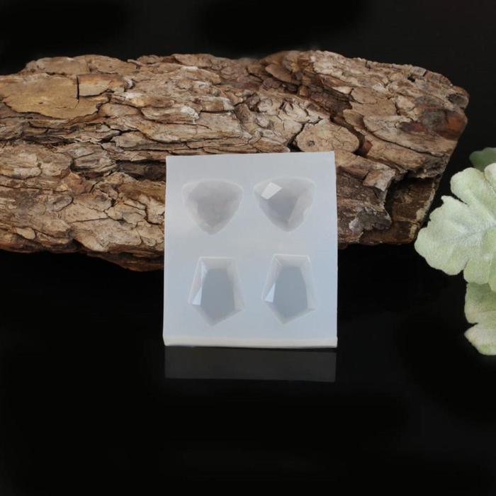 Силиконовый молд серег (4 кристалла)
Силиконовый молд серег (4 кристалла)