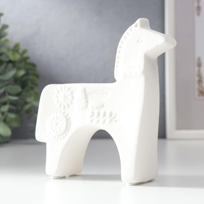 Сувенир керамика "Белая лошадка с узорами" матовый 12,5х4х13 см
Сувенир керамика "Белая лошадка с узорами" матовый 12,5х4х13 см