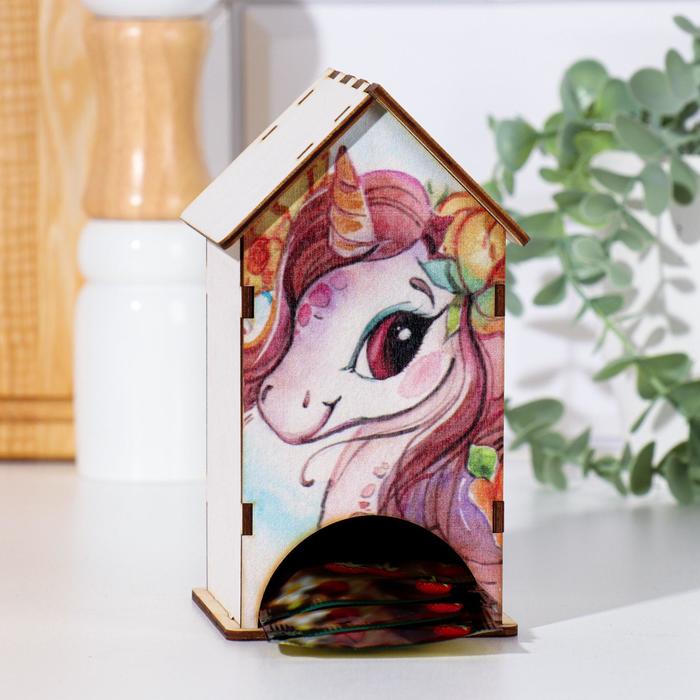 Чайный домик "Единорог" 9,5х 8,5 х 15,5 см
Чайный домик "Единорог" 9,5х 8,5 х 15,5 см