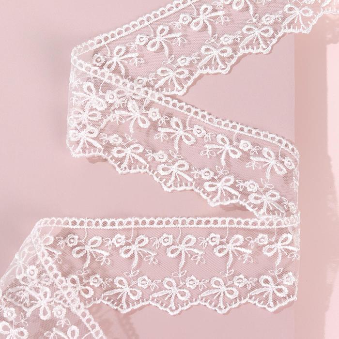 Кружево на сетке, 50 мм × 9 м, цвет экрю
Кружево на сетке, 50 мм × 9 м, цвет экрю