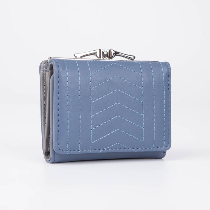 Кошелёк на кнопке, цвет синий
Кошелёк на кнопке, цвет синий