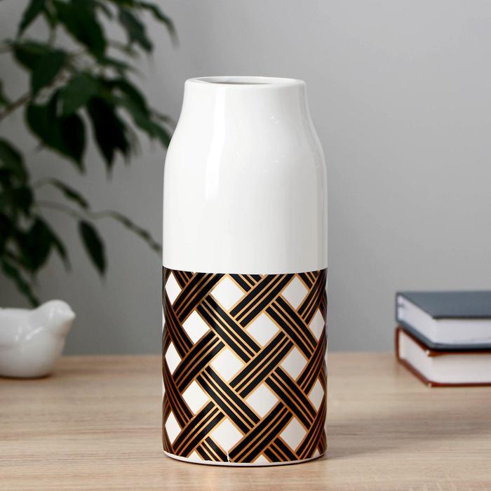 Ваза керамика "Илга" плетение, d-6.5см 9,5х22 см
Ваза керамика "Илга" плетение, d-6.5см 9,5х22 см