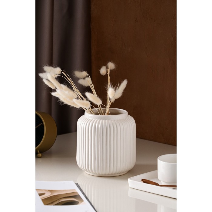 Ваза керамическая "Юта", настольная, белая, 15 см
Ваза керамическая "Юта", настольная, белая, 15 см