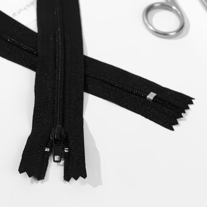 Молния «Спираль», №4, неразъёмная, 60 см, цвет чёрный №322
Молния «Спираль», №4, неразъёмная, 60 см, цвет чёрный №322