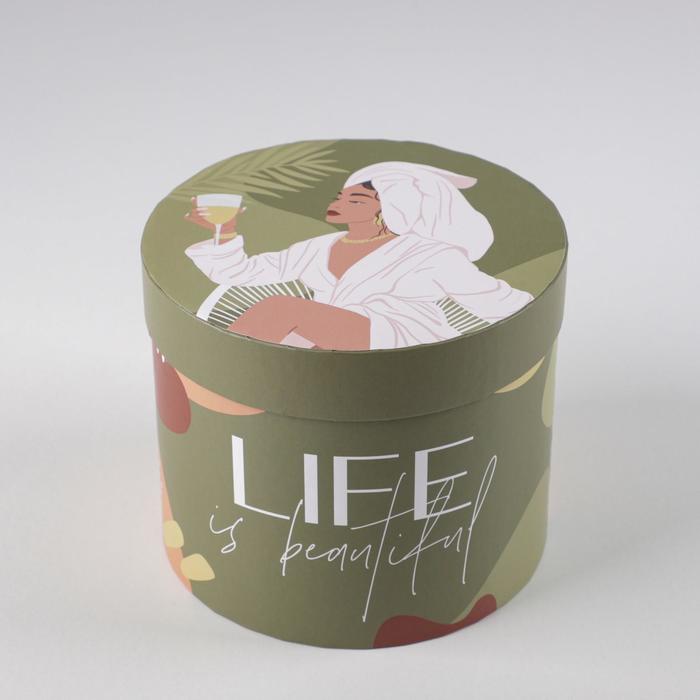 Коробка подарочная круглая Girl, 14 × 16 см
Коробка подарочная круглая Girl, 14 × 16 см