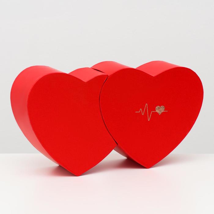 Коробка подарочная, красная, "2 сердца", 37x19x9.5 см
Коробка подарочная, красная, "2 сердца", 37x19x9.5 см