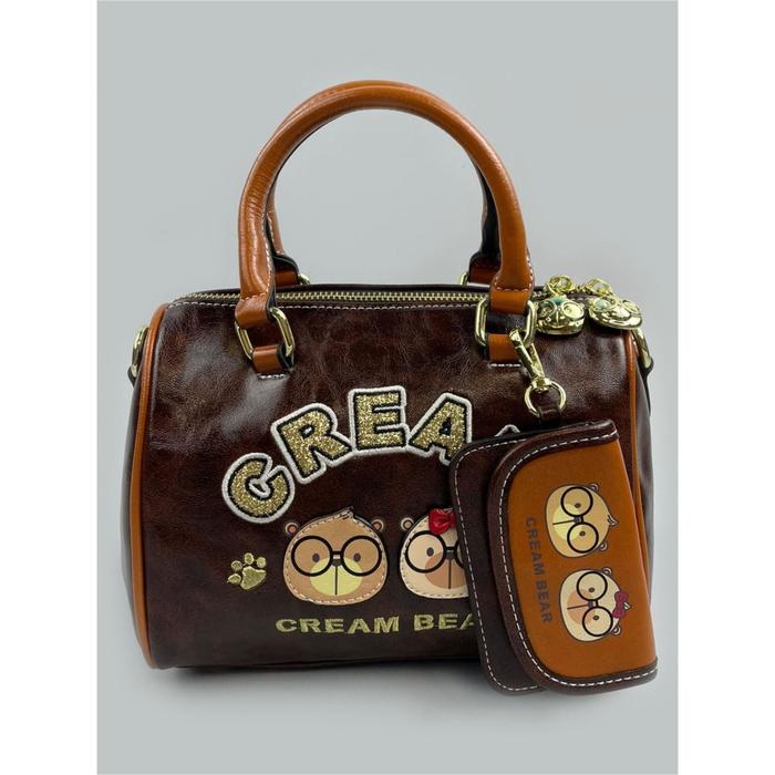 Сумка саквояж, отдел на молнии, наружный карман, ключница, цвет коричневый
Сумка саквояж, отдел на молнии, наружный карман, ключница, цвет коричневый