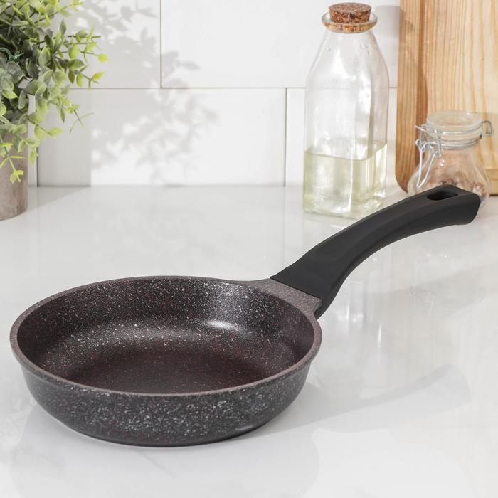 Сковорода «Гранат», d=20 см, антипригарное покрытие, цвет серый
Сковорода «Гранат», d=20 см, антипригарное покрытие, цвет серый