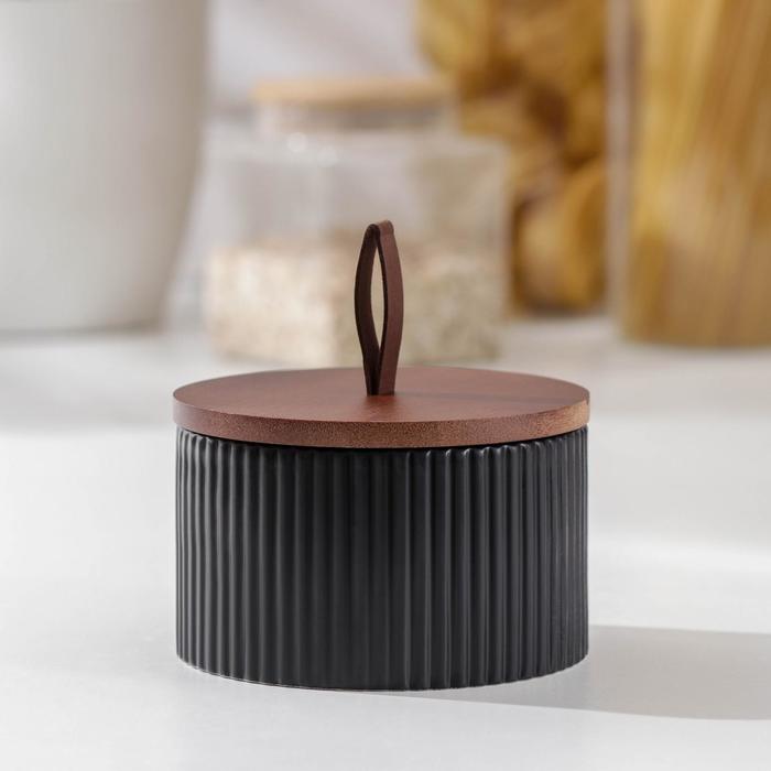 Банка для сыпучих продуктов «Дымка», 500 мл, 12×8 см, цвет чёрный
Банка для сыпучих продуктов «Дымка», 500 мл, 12×8 см, цвет чёрный