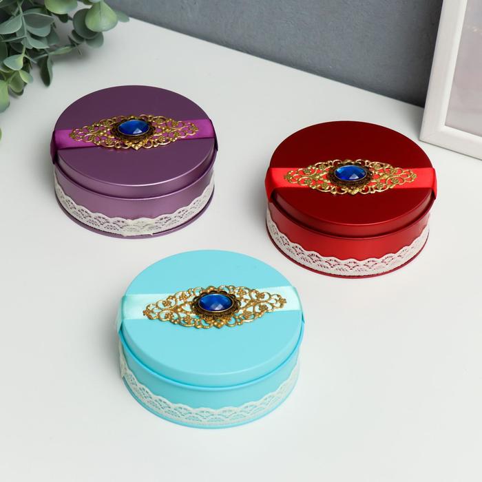 Шкатулка металл круглая "Медальон со стразой" МИКС 4х10х10 см
Шкатулка металл круглая "Медальон со стразой" МИКС 4х10х10 см