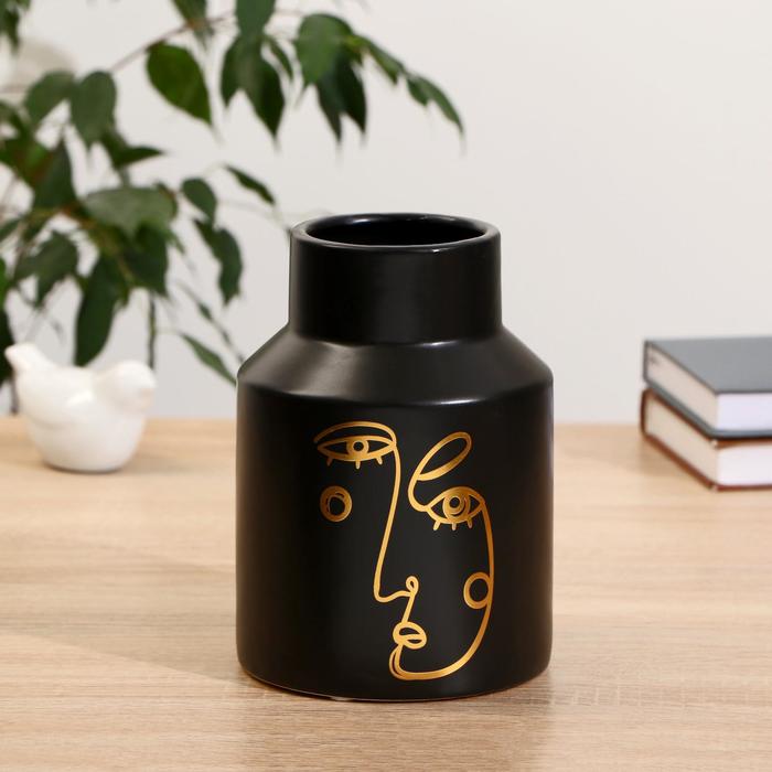 Ваза керамика "Каприз" 8х18 см, чёрный
Ваза керамика "Каприз" 8х18 см, чёрный