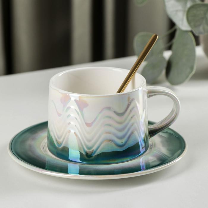 Чайная пара «Затмение», чашка 250 мл, 11×8,7×6 см, блюдце, ложка, цвет зелёный
Чайная пара «Затмение», чашка 250 мл, 11×8,7×6 см, блюдце, ложка, цвет зелёный