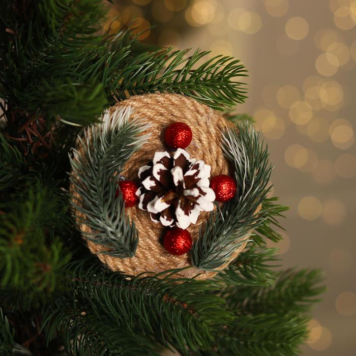 Декоративное украшение с подвеской
Декоративное украшение с подвеской