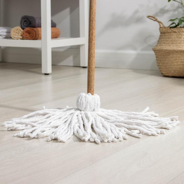 Швабра для мытья пола «Веревочная круглая», с насадкой ХБ 31 см, деревянная ручка в оплетке 117 см
Швабра для мытья пола «Веревочная круглая», с насадкой ХБ 31 см, деревянная ручка в оплетке 117 см