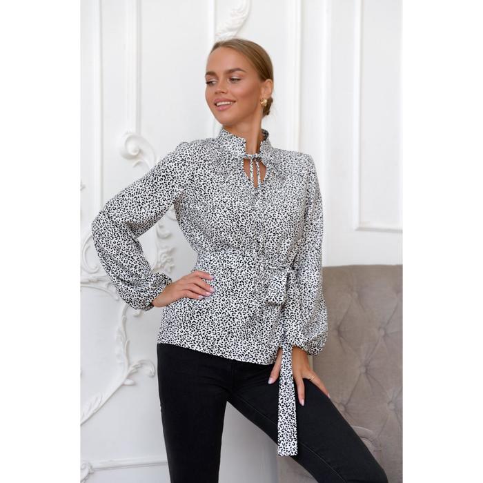 Блуза женская, размер 44
Блуза женская, размер 44