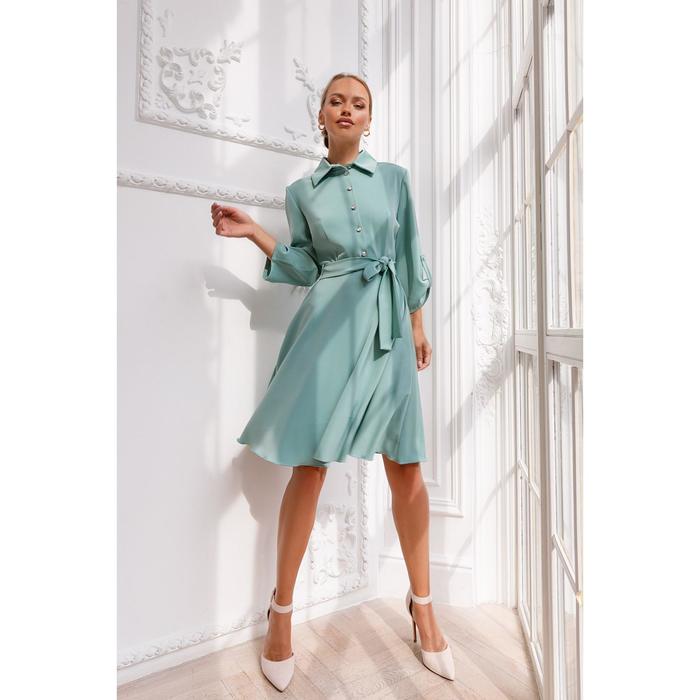 Платье женское, размер 42
Платье женское, размер 42