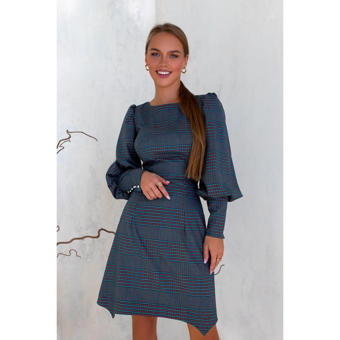 Платье женское, размер 46
Платье женское, размер 46