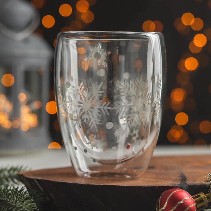 Стакан с двойными стенками Magistro «Поль. Снежинки», 350 мл
Стакан с двойными стенками Magistro «Поль. Снежинки», 350 мл