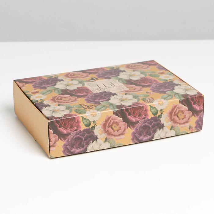 Коробка складная крафтовая «Цветы», 21 × 15 × 5 см
Коробка складная крафтовая «Цветы», 21 × 15 × 5 см