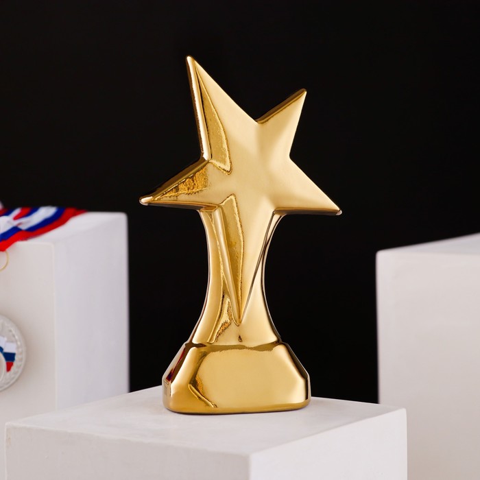 Кубок "Космос", булат, золотистый, керамика, 19 см
Кубок "Космос", булат, золотистый, керамика, 19 см