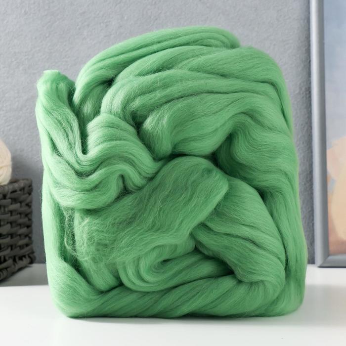 Гребенная лента 100% тонкая мериносовая шерсть 100гр (0580 зеленое яблоко)
Гребенная лента 100% тонкая мериносовая шерсть 100гр (0580 зеленое яблоко)