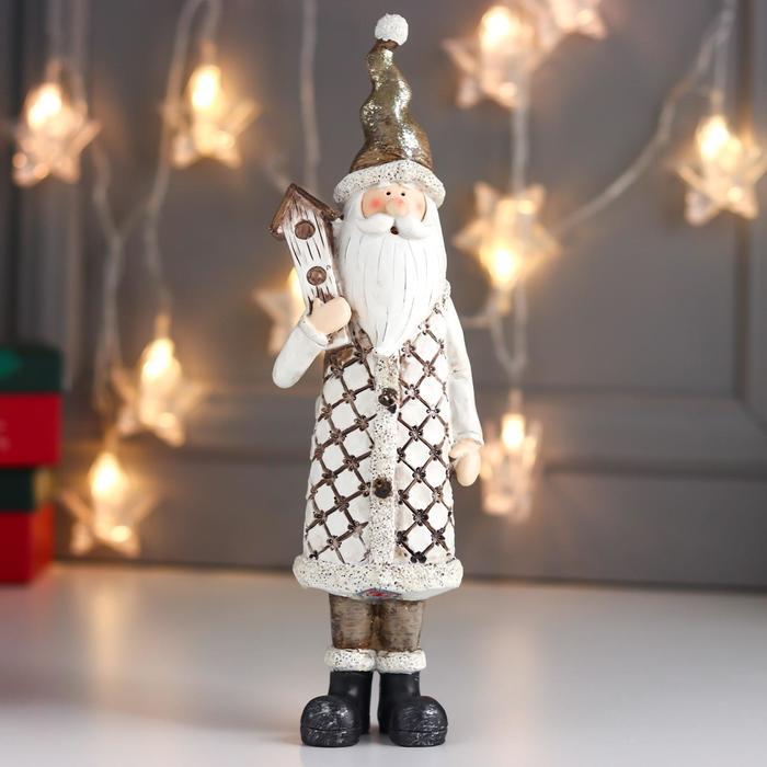 Сувенир полистоун "Дед Мороз в шубе в клетку, со скворечником" 28х6,5х9,5 см
Сувенир полистоун "Дед Мороз в шубе в клетку, со скворечником" 28х6,5х9,5 см