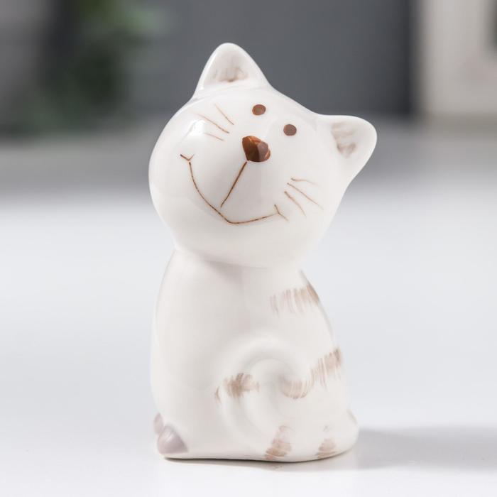 Сувенир керамика "Котейка белый полосатый" 7,2х3,2х3,4 см
Сувенир керамика "Котейка белый полосатый" 7,2х3,2х3,4 см