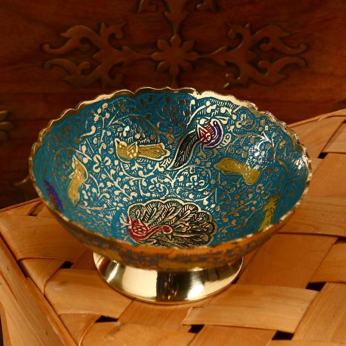 Блюдце латунь "Павлин" 12х12х5 см
Блюдце латунь "Павлин" 12х12х5 см