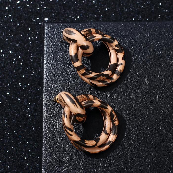 Серьги металл "Лауд" круги переплетения, цвет леопардовый
Серьги металл "Лауд" круги переплетения, цвет леопардовый