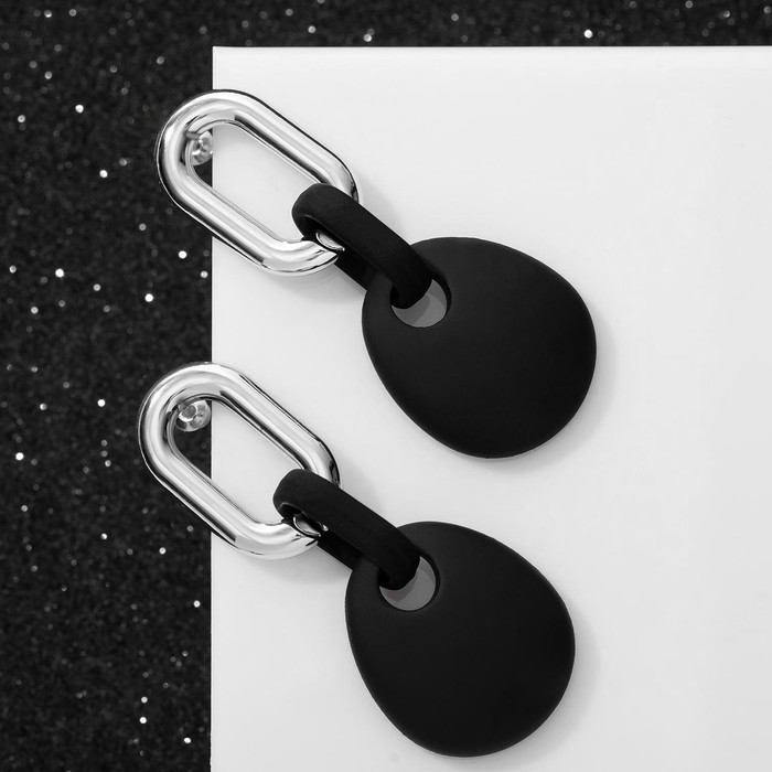 Серьги металл "Цепь" капля, 3 звена, цвет серебристо-чёрный
Серьги металл "Цепь" капля, 3 звена, цвет серебристо-чёрный