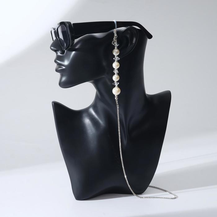 Цепочка для очков "Жемчужные бусины" камешки, d=14, цвет белый в серебре, 70 см
Цепочка для очков "Жемчужные бусины" камешки, d=14, цвет белый в серебре, 70 см