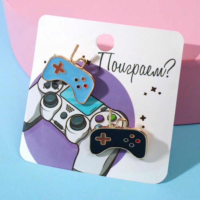 Значки-неразлучники "Джойстики", цвет чёрно-голубой в золоте
Значки-неразлучники "Джойстики", цвет чёрно-голубой в золоте