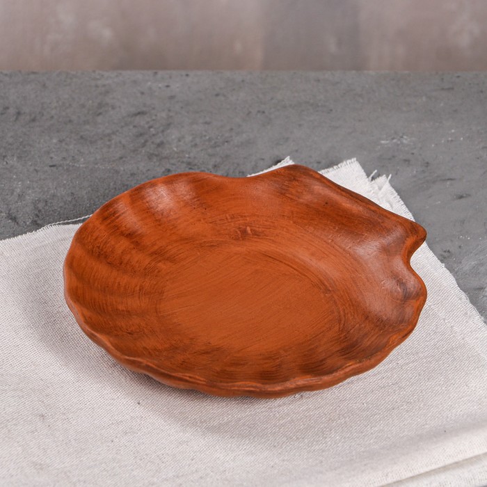 Блюдо "Ракушка", красная глина, 16 см
Блюдо "Ракушка", красная глина, 16 см