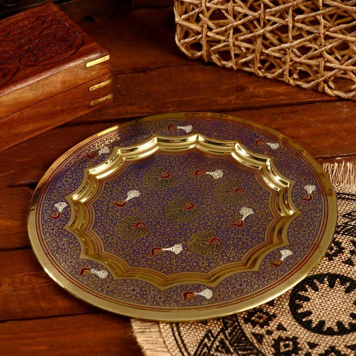 Блюдо латунь "Абстракция" 25х25 см
Блюдо латунь "Абстракция" 25х25 см