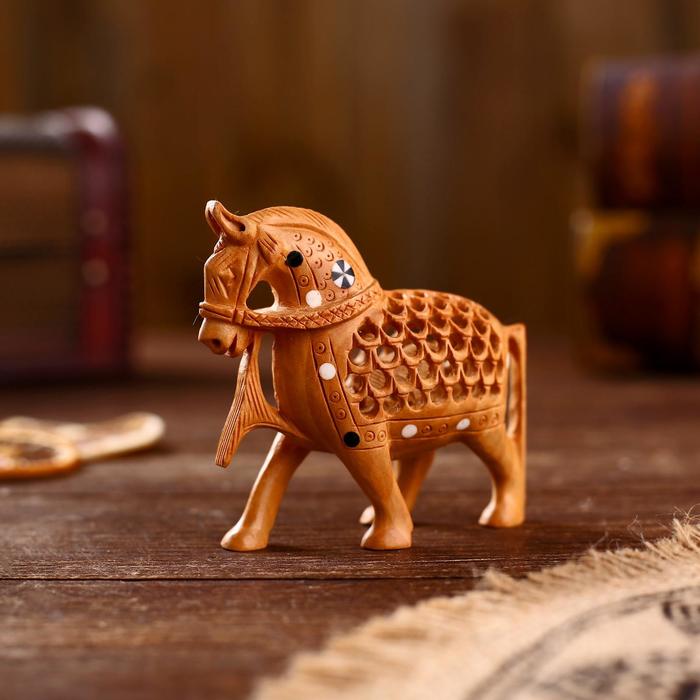 Сувенир дерево "Конь резной " 8х4х9 см
Сувенир дерево "Конь резной " 8х4х9 см