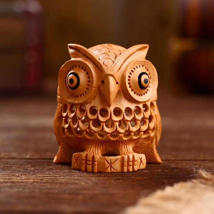 Сувенир дерево "Сова резная светлая " 7,5х4х8 см 
Сувенир дерево "Сова резная светлая " 7,5х4х8 см