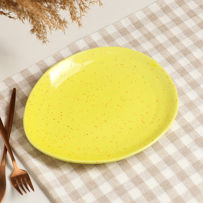 Тарелка подстановочная "Овальная", yellow, 22*26 см
Тарелка подстановочная "Овальная", yellow, 22*26 см