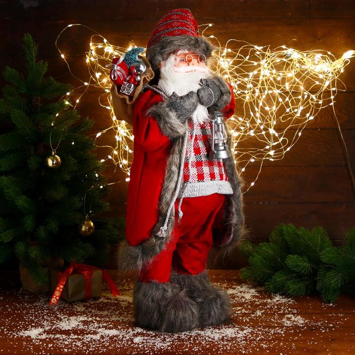 фото Дед мороз "в красном клетчатом свитере, с фонариком" 35х60 см зимнее волшебство