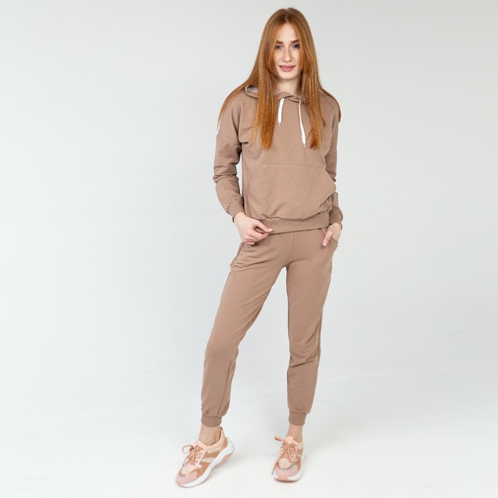 Костюм спортивный женский, цвет бежевый, размер 50 
Костюм спортивный женский, цвет бежевый, размер 50